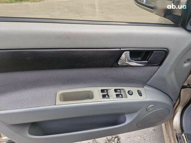 Шевроле Лачетті, об'ємом двигуна 1.8 л та пробігом 160 тис. км за 3250 $, фото 10 на Automoto.ua