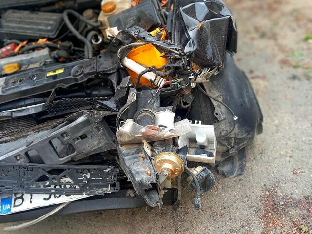 Шевроле Лачетти, объемом двигателя 1.8 л и пробегом 212 тыс. км за 1500 $, фото 2 на Automoto.ua