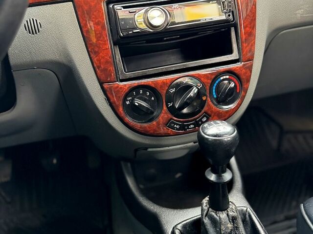 Шевроле Лачетти, объемом двигателя 1.6 л и пробегом 250 тыс. км за 3850 $, фото 10 на Automoto.ua