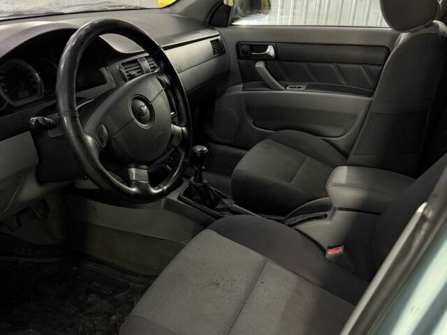 Шевроле Лачетти, объемом двигателя 1.8 л и пробегом 199 тыс. км за 3800 $, фото 4 на Automoto.ua