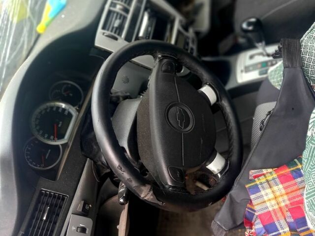 Шевроле Лачетти, объемом двигателя 1.8 л и пробегом 212 тыс. км за 1500 $, фото 1 на Automoto.ua