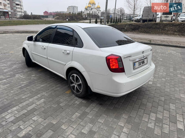 Шевроле Лачетти, объемом двигателя 1.49 л и пробегом 280 тыс. км за 4200 $, фото 6 на Automoto.ua