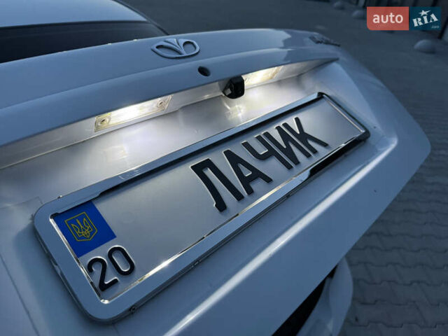 Шевроле Лачетти, объемом двигателя 1.49 л и пробегом 280 тыс. км за 4200 $, фото 26 на Automoto.ua