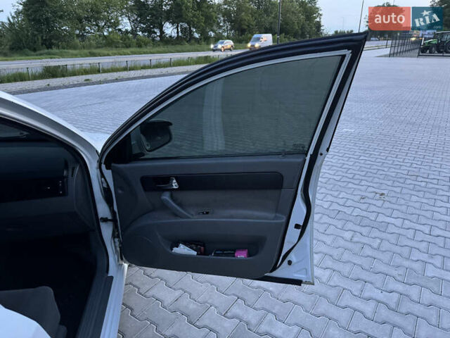 Шевроле Лачетти, объемом двигателя 1.49 л и пробегом 280 тыс. км за 4200 $, фото 28 на Automoto.ua