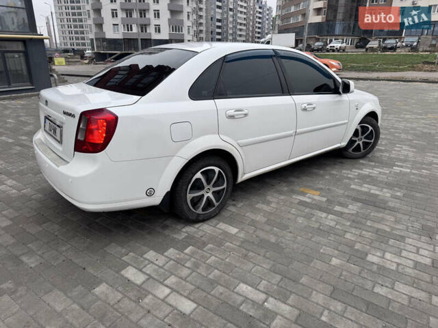 Шевроле Лачетти, объемом двигателя 1.49 л и пробегом 280 тыс. км за 4200 $, фото 9 на Automoto.ua