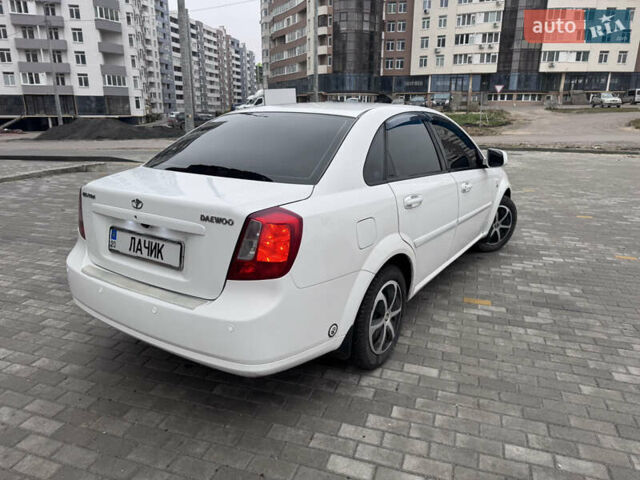 Шевроле Лачетти, объемом двигателя 1.49 л и пробегом 280 тыс. км за 4200 $, фото 8 на Automoto.ua