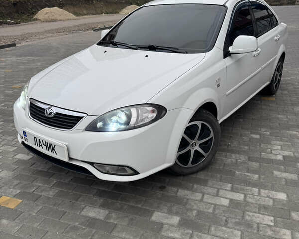 Шевроле Лачетти, объемом двигателя 1.49 л и пробегом 280 тыс. км за 4200 $, фото 3 на Automoto.ua