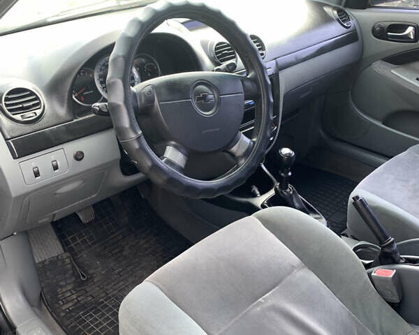 Шевроле Лачетти, объемом двигателя 1.8 л и пробегом 261 тыс. км за 2500 $, фото 6 на Automoto.ua