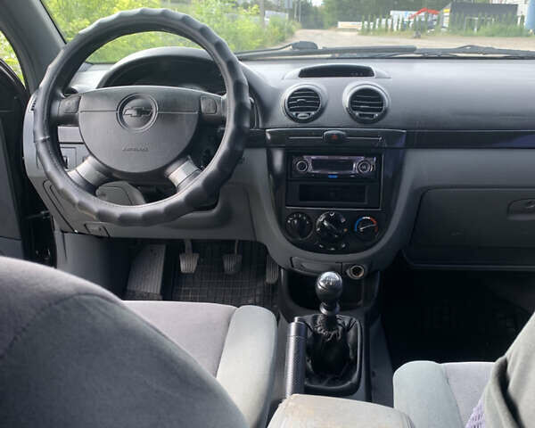 Шевроле Лачетти, объемом двигателя 1.8 л и пробегом 261 тыс. км за 2500 $, фото 9 на Automoto.ua