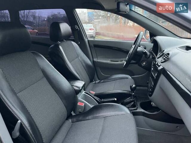 Шевроле Лачетти, объемом двигателя 1.6 л и пробегом 196 тыс. км за 5000 $, фото 14 на Automoto.ua