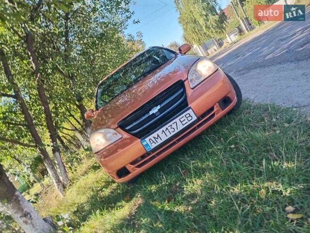 Желтый Шевроле Лачетти, объемом двигателя 1.8 л и пробегом 332 тыс. км за 2850 $, фото 10 на Automoto.ua