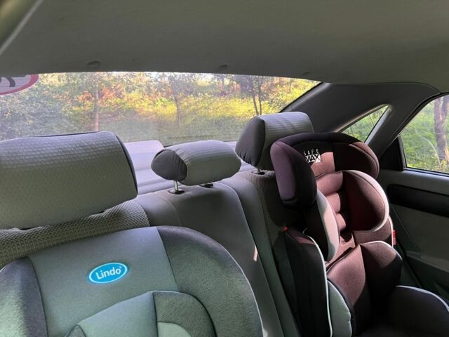 Желтый Шевроле Лачетти, объемом двигателя 1.4 л и пробегом 187 тыс. км за 4200 $, фото 9 на Automoto.ua