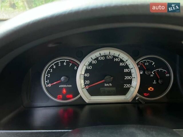 Желтый Шевроле Лачетти, объемом двигателя 1.4 л и пробегом 187 тыс. км за 4200 $, фото 1 на Automoto.ua