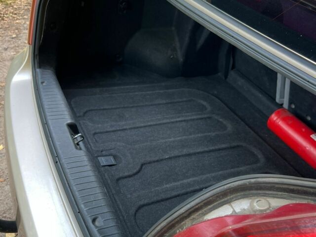 Желтый Шевроле Лачетти, объемом двигателя 1.4 л и пробегом 187 тыс. км за 4200 $, фото 5 на Automoto.ua