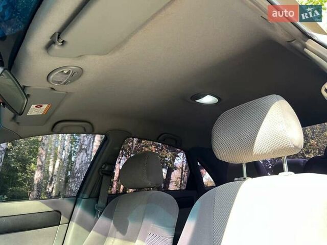 Желтый Шевроле Лачетти, объемом двигателя 1.4 л и пробегом 187 тыс. км за 4200 $, фото 9 на Automoto.ua