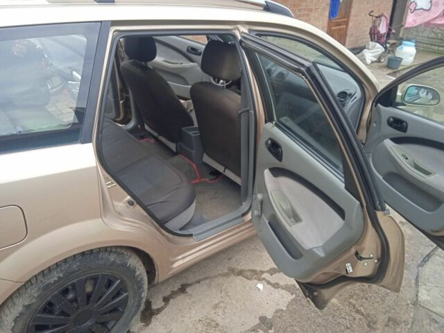 Желтый Шевроле Лачетти, объемом двигателя 1.6 л и пробегом 215 тыс. км за 4200 $, фото 15 на Automoto.ua