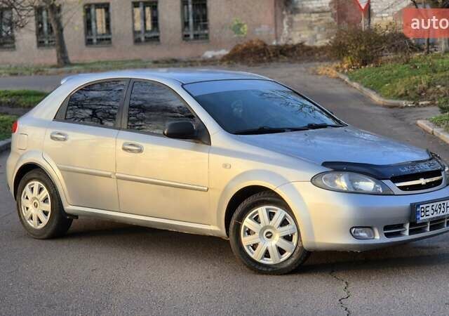 Серый Шевроле Лачетти, объемом двигателя 1.6 л и пробегом 217 тыс. км за 3950 $, фото 5 на Automoto.ua