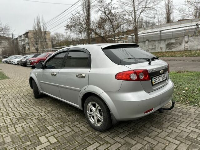 Сірий Шевроле Лачетті, об'ємом двигуна 1.6 л та пробігом 195 тис. км за 4100 $, фото 4 на Automoto.ua