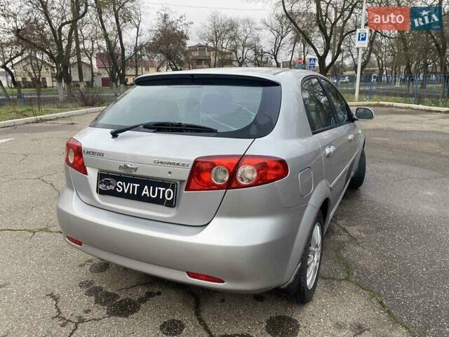 Сірий Шевроле Лачетті, об'ємом двигуна 1.8 л та пробігом 145 тис. км за 5800 $, фото 9 на Automoto.ua