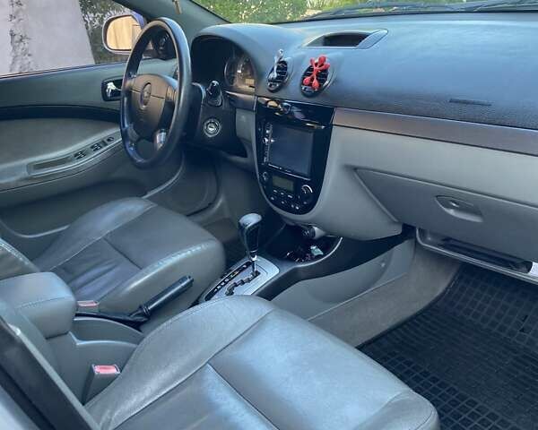 Серый Шевроле Лачетти, объемом двигателя 1.8 л и пробегом 188 тыс. км за 3700 $, фото 6 на Automoto.ua