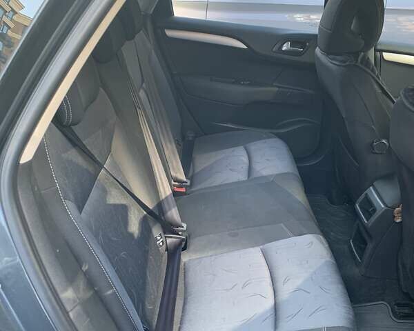 Серый Шевроле Лачетти, объемом двигателя 1.6 л и пробегом 270 тыс. км за 2500 $, фото 5 на Automoto.ua