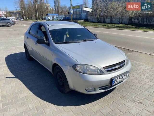 Серый Шевроле Лачетти, объемом двигателя 1.6 л и пробегом 210 тыс. км за 4500 $, фото 2 на Automoto.ua