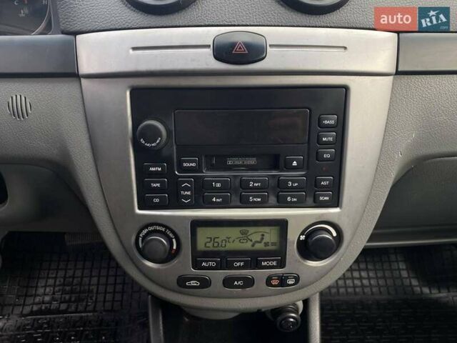 Сірий Шевроле Лачетті, об'ємом двигуна 1.8 л та пробігом 145 тис. км за 5800 $, фото 27 на Automoto.ua