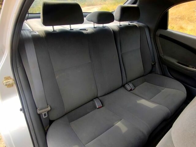 Сірий Шевроле Лачетті, об'ємом двигуна 1.6 л та пробігом 259 тис. км за 3200 $, фото 6 на Automoto.ua