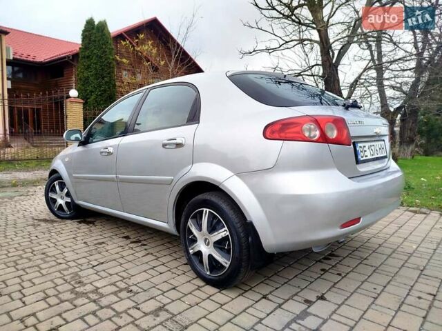 Серый Шевроле Лачетти, объемом двигателя 1.6 л и пробегом 259 тыс. км за 3900 $, фото 10 на Automoto.ua
