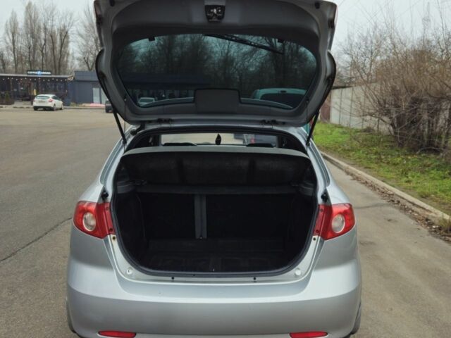 Сірий Шевроле Лачетті, об'ємом двигуна 1.6 л та пробігом 287 тис. км за 3950 $, фото 3 на Automoto.ua