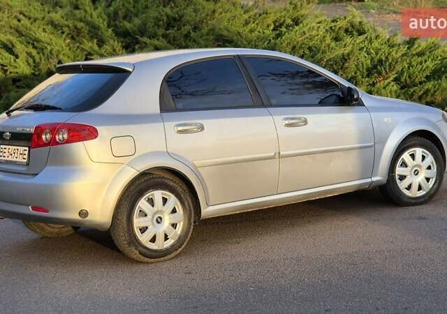 Серый Шевроле Лачетти, объемом двигателя 1.6 л и пробегом 217 тыс. км за 3950 $, фото 10 на Automoto.ua