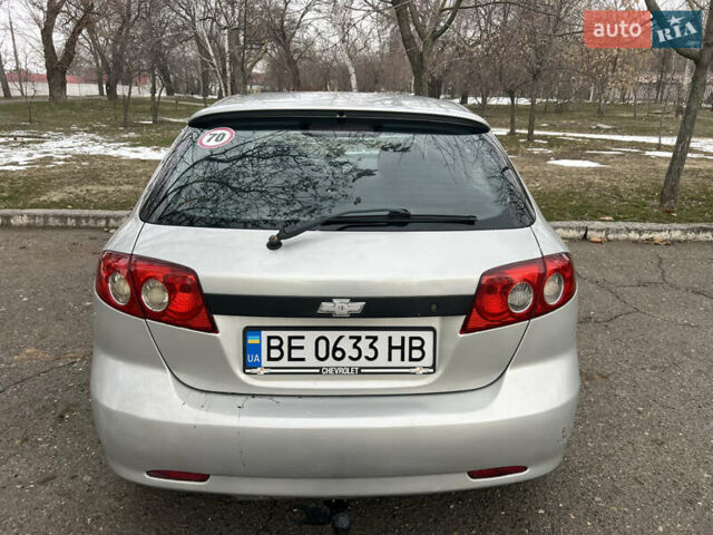 Серый Шевроле Лачетти, объемом двигателя 1.6 л и пробегом 195 тыс. км за 3300 $, фото 1 на Automoto.ua
