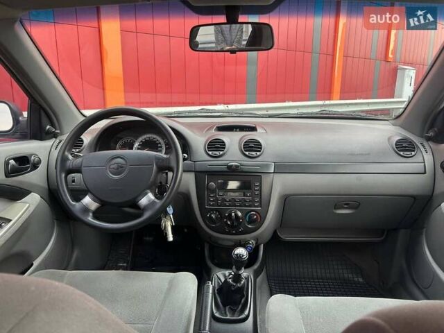 Серый Шевроле Лачетти, объемом двигателя 1.6 л и пробегом 144 тыс. км за 5290 $, фото 12 на Automoto.ua