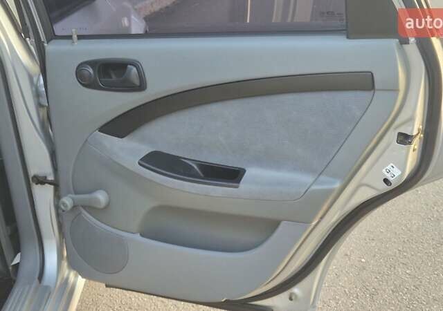 Серый Шевроле Лачетти, объемом двигателя 1.6 л и пробегом 217 тыс. км за 3950 $, фото 20 на Automoto.ua