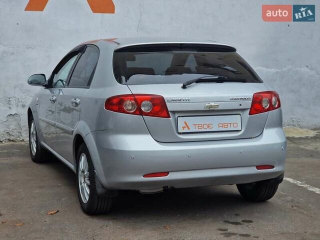 Сірий Шевроле Лачетті, об'ємом двигуна 1.8 л та пробігом 176 тис. км за 4790 $, фото 37 на Automoto.ua