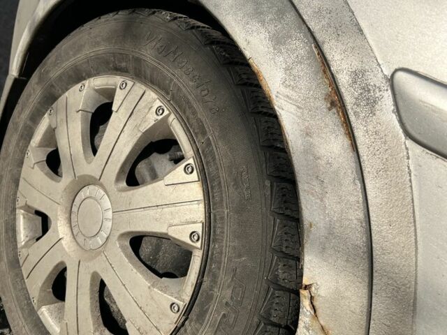 Серый Шевроле Лачетти, объемом двигателя 1.8 л и пробегом 305 тыс. км за 2700 $, фото 9 на Automoto.ua