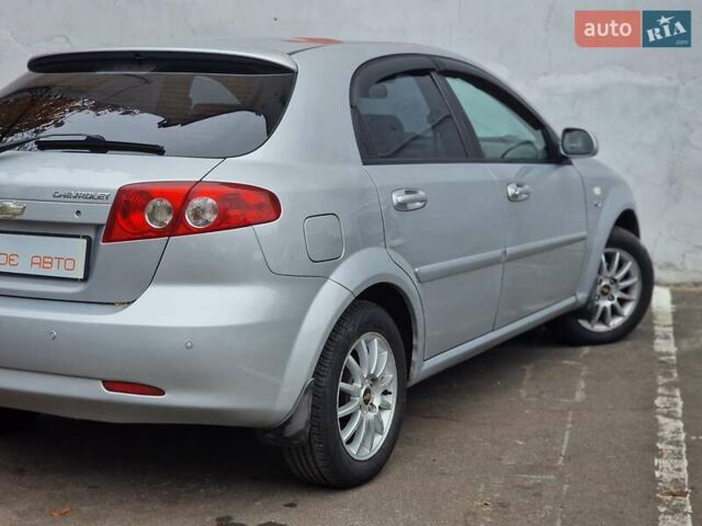 Сірий Шевроле Лачетті, об'ємом двигуна 1.8 л та пробігом 176 тис. км за 4790 $, фото 32 на Automoto.ua