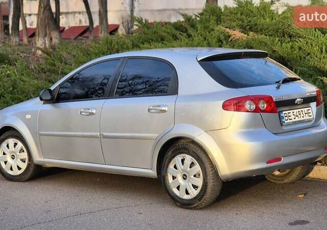 Серый Шевроле Лачетти, объемом двигателя 1.6 л и пробегом 217 тыс. км за 3950 $, фото 13 на Automoto.ua