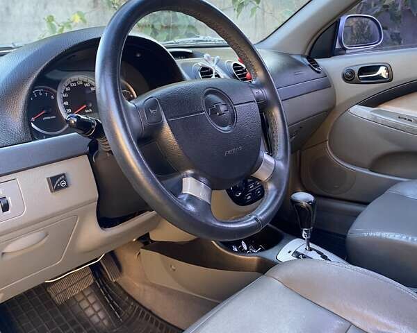 Серый Шевроле Лачетти, объемом двигателя 1.8 л и пробегом 188 тыс. км за 3700 $, фото 8 на Automoto.ua