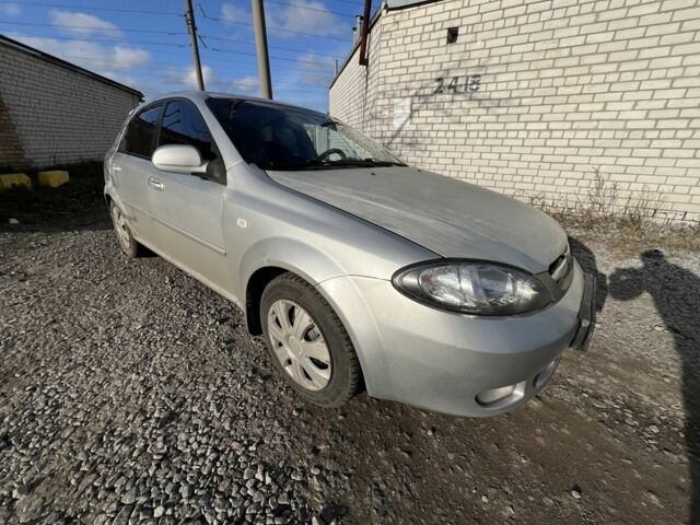 Серый Шевроле Лачетти, объемом двигателя 1.8 л и пробегом 305 тыс. км за 2700 $, фото 6 на Automoto.ua