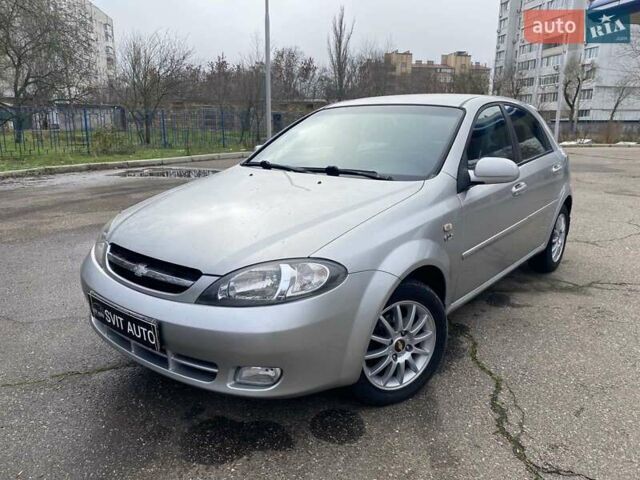 Сірий Шевроле Лачетті, об'ємом двигуна 1.8 л та пробігом 145 тис. км за 5800 $, фото 15 на Automoto.ua