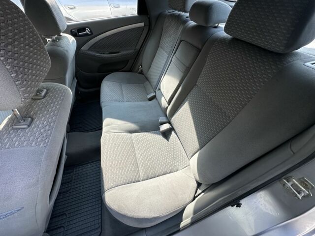 Сірий Шевроле Лачетті, об'ємом двигуна 1.8 л та пробігом 177 тис. км за 3900 $, фото 7 на Automoto.ua