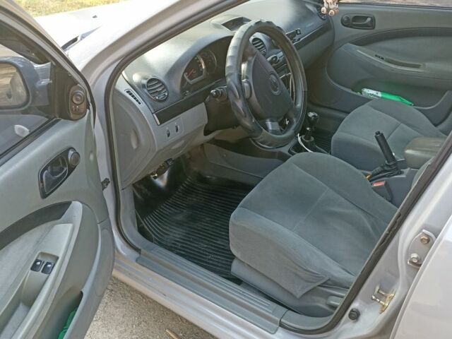 Серый Шевроле Лачетти, объемом двигателя 0 л и пробегом 315 тыс. км за 3900 $, фото 4 на Automoto.ua