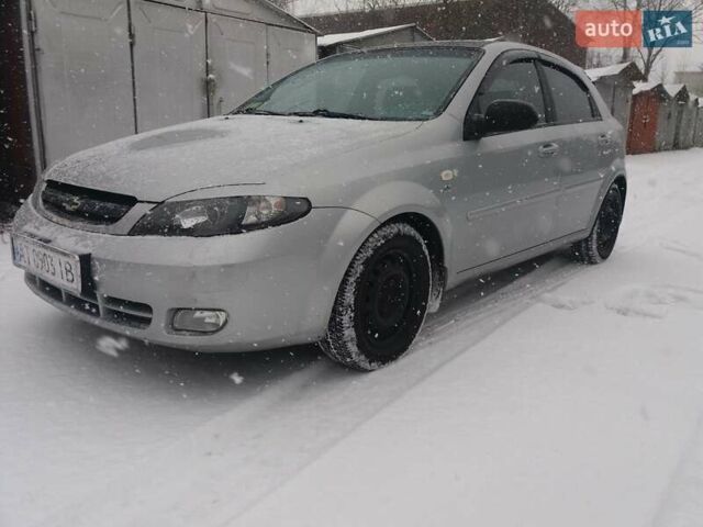 Сірий Шевроле Лачетті, об'ємом двигуна 1.6 л та пробігом 211 тис. км за 4000 $, фото 4 на Automoto.ua