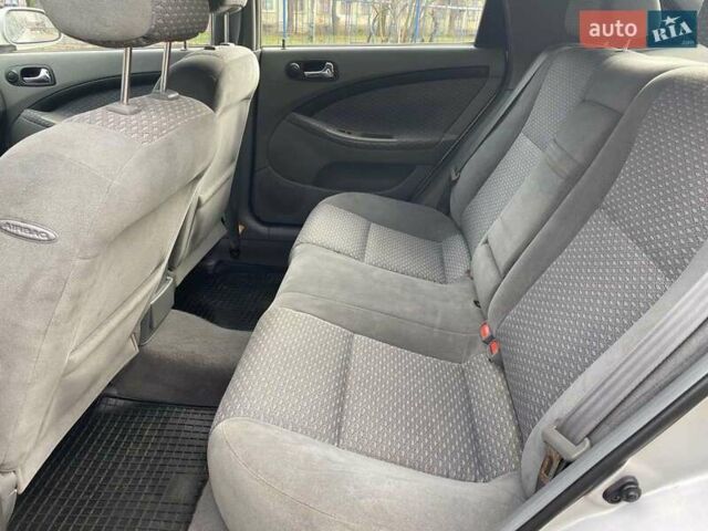 Сірий Шевроле Лачетті, об'ємом двигуна 1.8 л та пробігом 145 тис. км за 5800 $, фото 17 на Automoto.ua