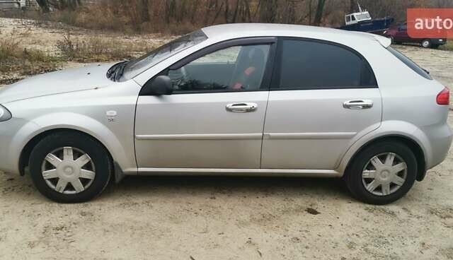 Серый Шевроле Лачетти, объемом двигателя 1.6 л и пробегом 278 тыс. км за 3800 $, фото 3 на Automoto.ua