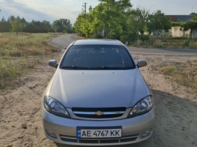 Серый Шевроле Лачетти, объемом двигателя 1.8 л и пробегом 167 тыс. км за 4200 $, фото 2 на Automoto.ua