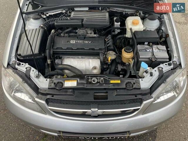 Сірий Шевроле Лачетті, об'ємом двигуна 1.8 л та пробігом 145 тис. км за 5800 $, фото 28 на Automoto.ua
