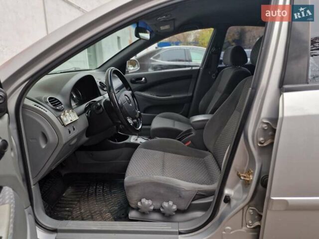 Сірий Шевроле Лачетті, об'ємом двигуна 1.8 л та пробігом 176 тис. км за 4790 $, фото 39 на Automoto.ua