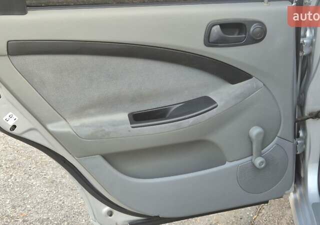 Серый Шевроле Лачетти, объемом двигателя 1.6 л и пробегом 217 тыс. км за 3950 $, фото 26 на Automoto.ua